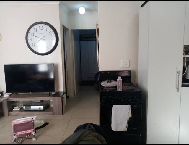 2 BEDROOM FREEHOLD FOR SALE IN WINDMILL PARK
